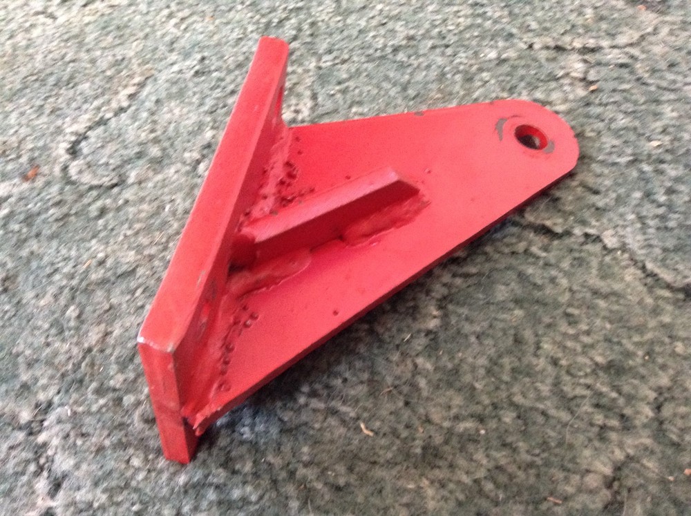 A New 4 Hole Mount Stabilizer Bracket For Various Tractors