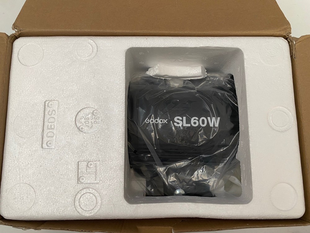 Godox SL-60 LED Video Light 5600K LCD Display Remote Control (Daylight-Balanced)