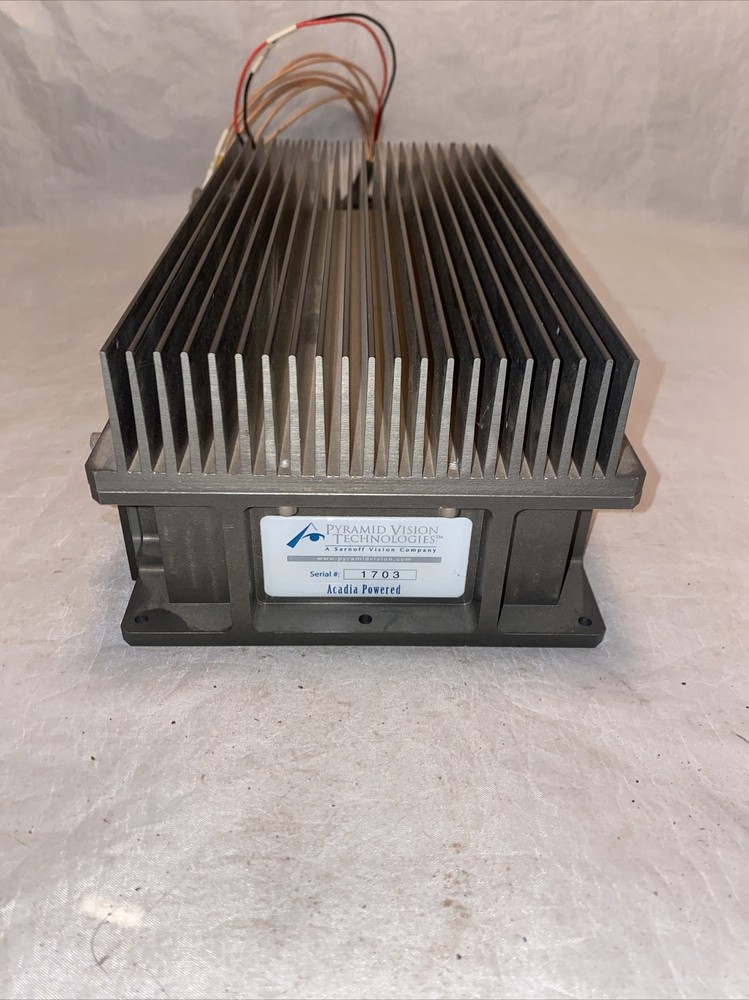 Pyramid Vision Technology Acadia Powered Serial 1703 Amplifier