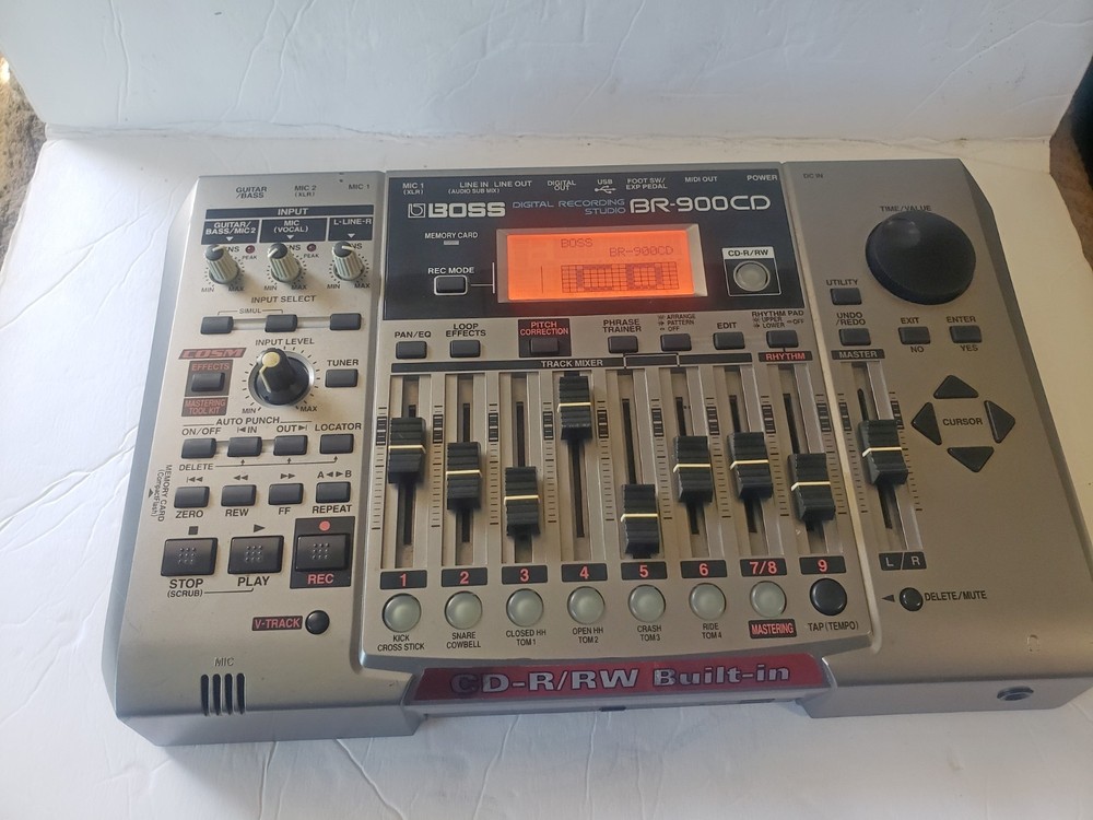 BOSS BR-900CD digital recorder with flash card, powers on