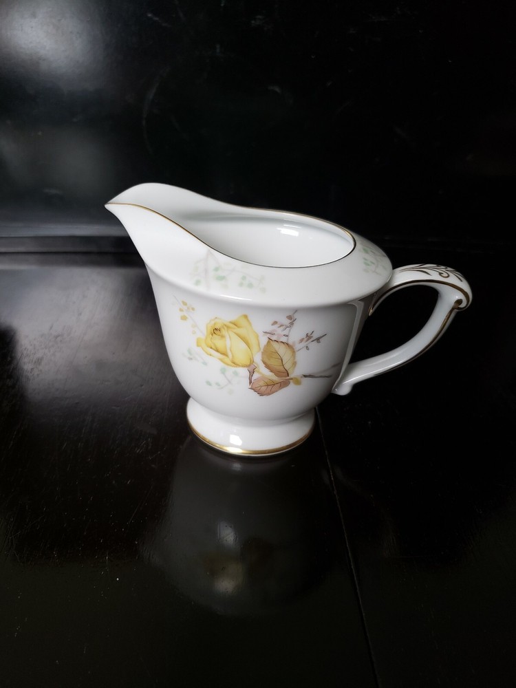 CHALLIS SANGO  FINE CHINA  JAPAN CREAMER  5 3/4" DIAMETER.
