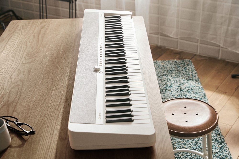 Casio Casiotone CT-S1-76 Portable Keyboard - White