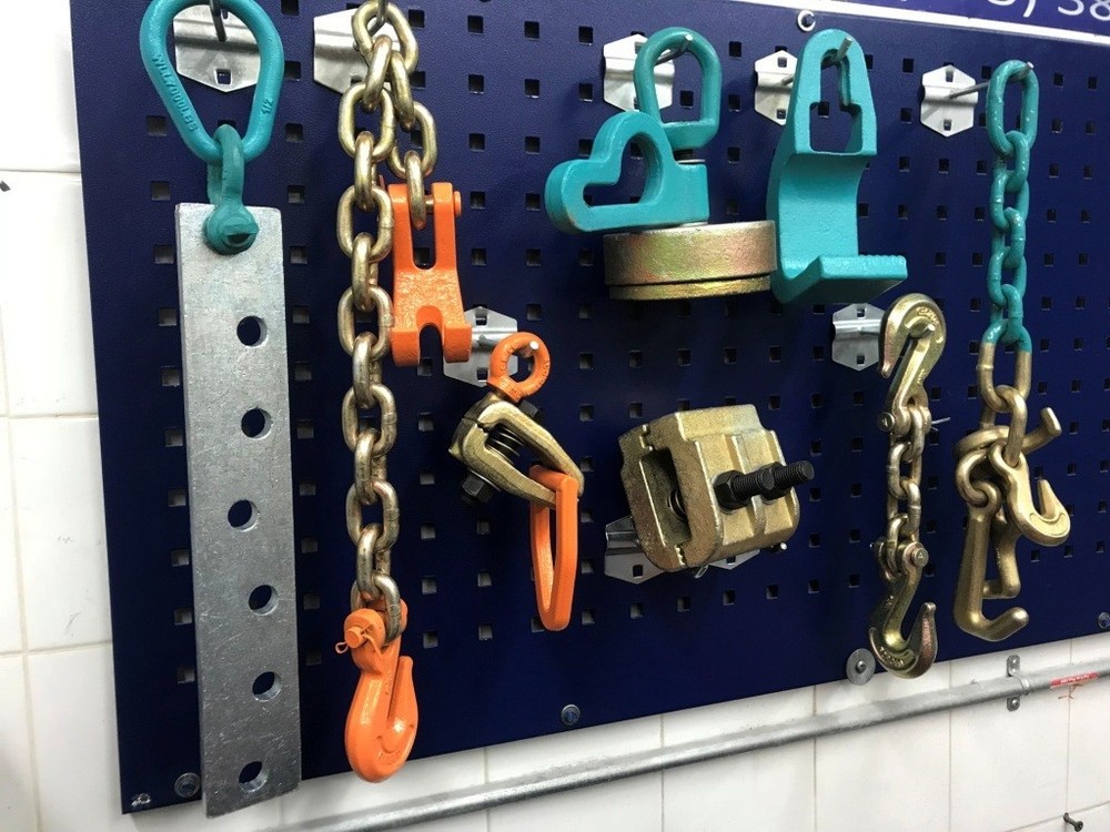 AUTO BODY FRAME MACHINE 8 PIECE TOOL AND CLAMP SPECIAL PRICING!