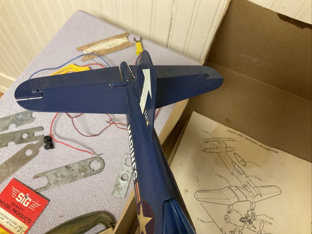COX Corsair F2G1Control Line .049 Engine In Box Used Untested