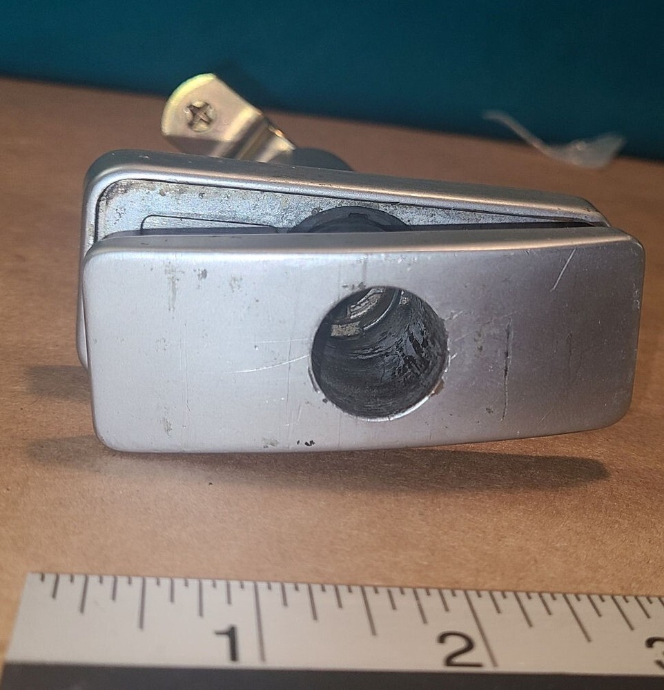 (AP) Automatic Products T handle locking assembly for snack vending machine