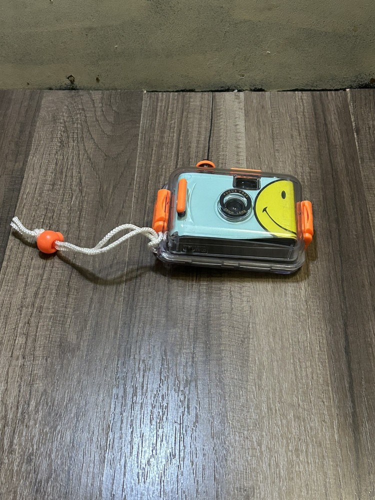 SunnyLIFE Underwater Camera | Smiley