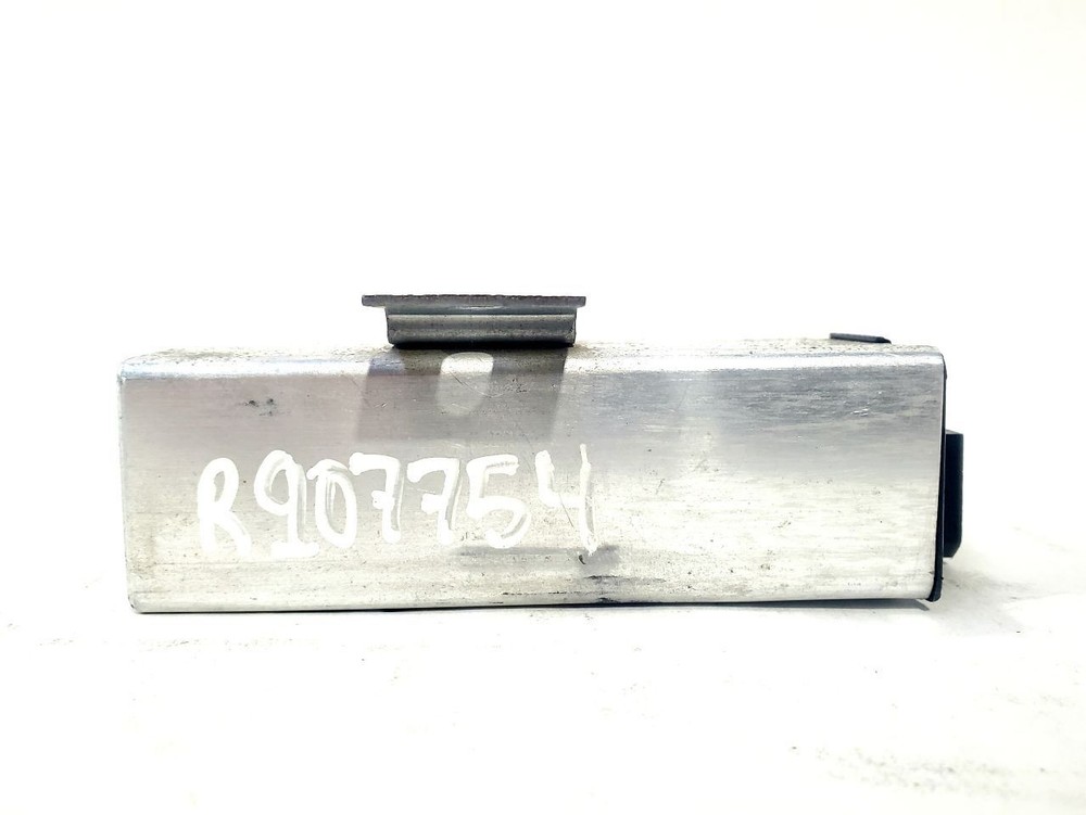 1987 Range Rover OEM Cruise Control Module 5ga004872-04