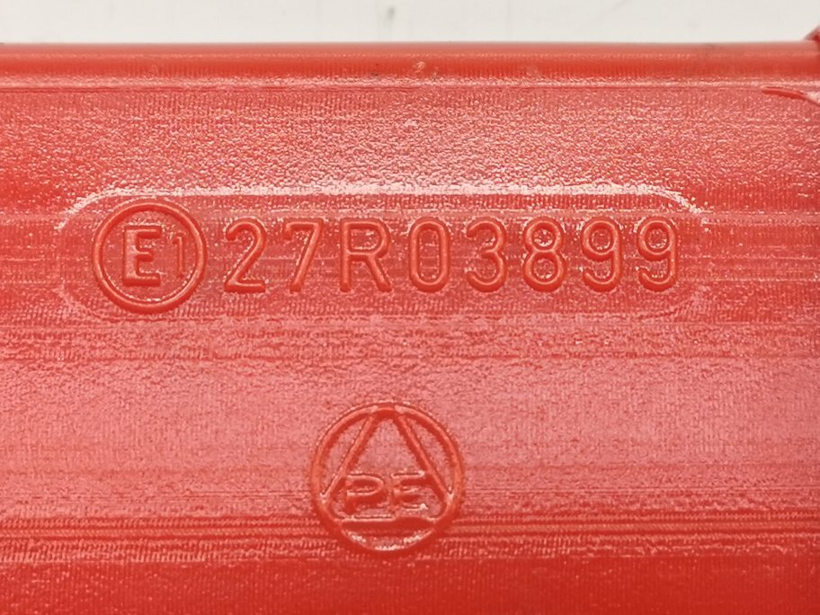 MERCEDES E320 CDI EST 5DR 03-09 WARNING TRIANGLE