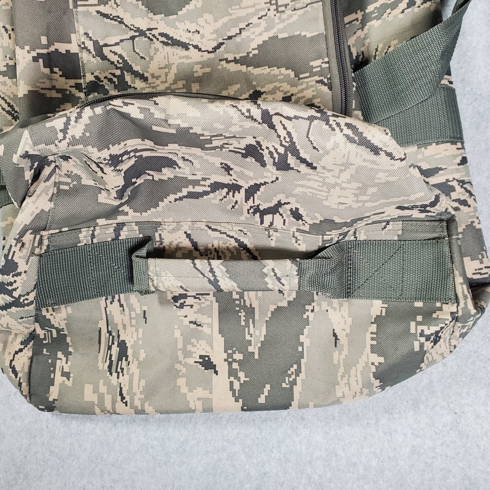 Military Large Digital Camo Duffle Bag Backpack