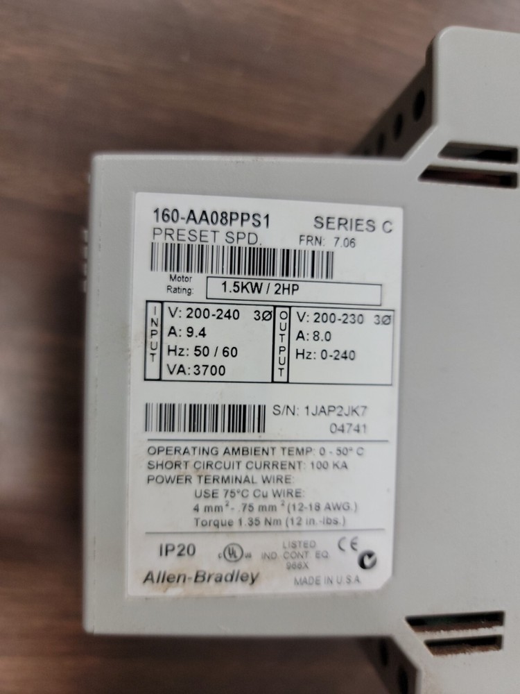 ALLEN BRADLEY 160-AA08PPS1 SPEED CONTROLLER VFD 2HP SER C