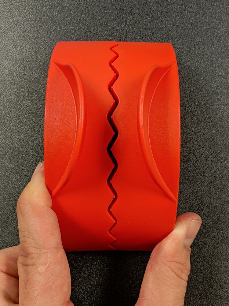 Tupperware Red Empanada, Calzone, Meat Pie Maker Press #6390