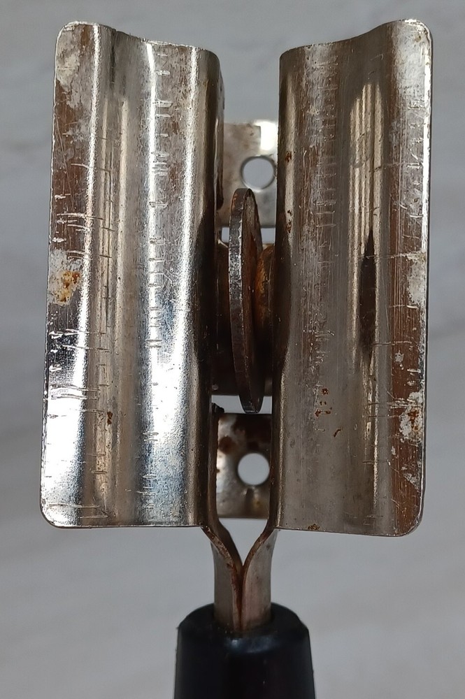 Vintage Ekco Metal Knife Sharpener Pull-Through Black Handle Original Sticker