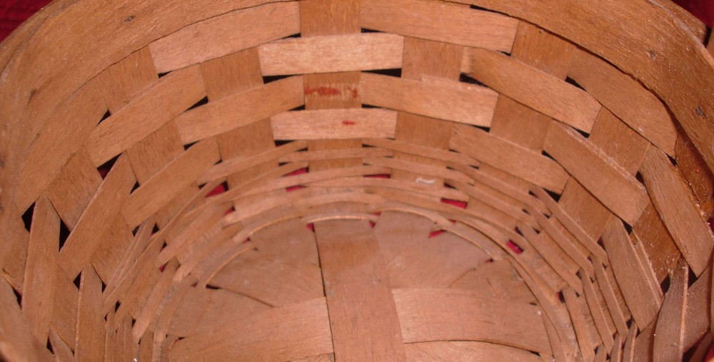 1992 LONGABERGER DISCOVERY BASKET BASKET