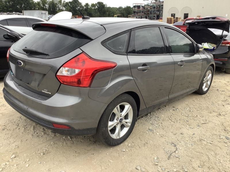 Driver Left Windshield Wiper Motor Fits 12-18 FOCUS 3403346