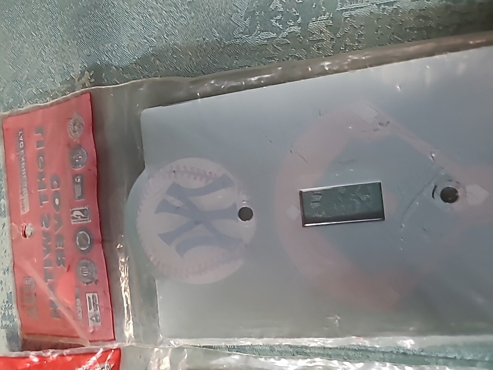 FOUR New York Yankees Light Switch