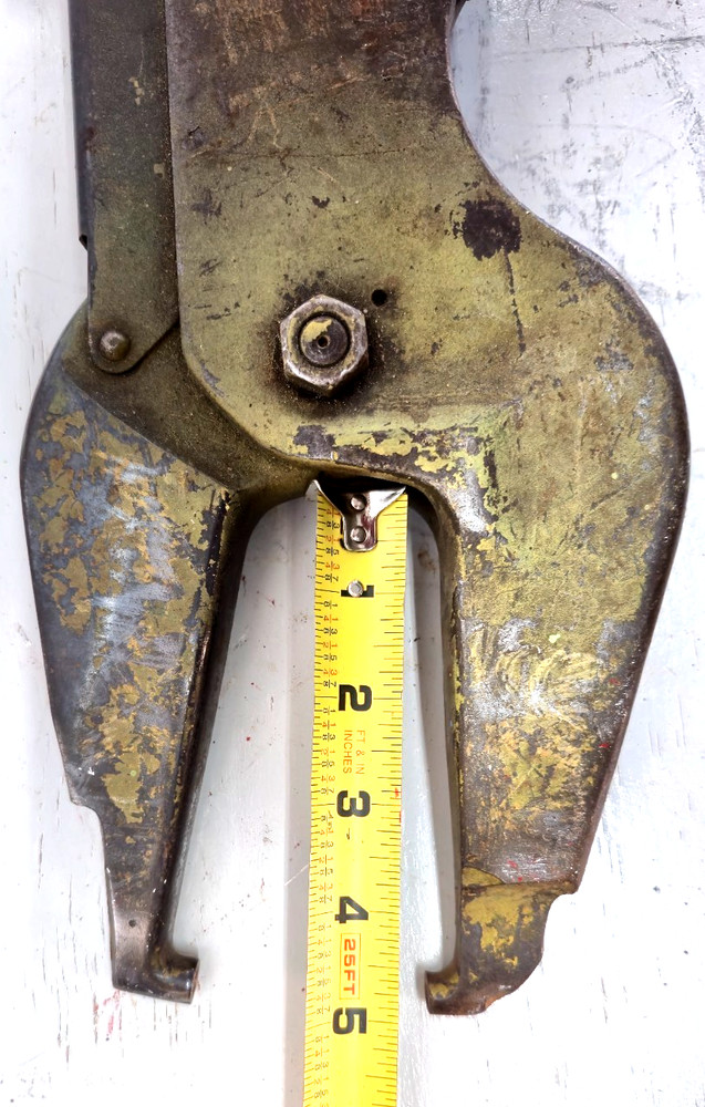 Chicago Pneumatic CP-351 Compression Rivet Squeezer - For Parts