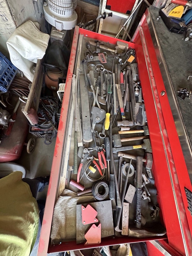 Snap on toolbox with tools, auto body￼