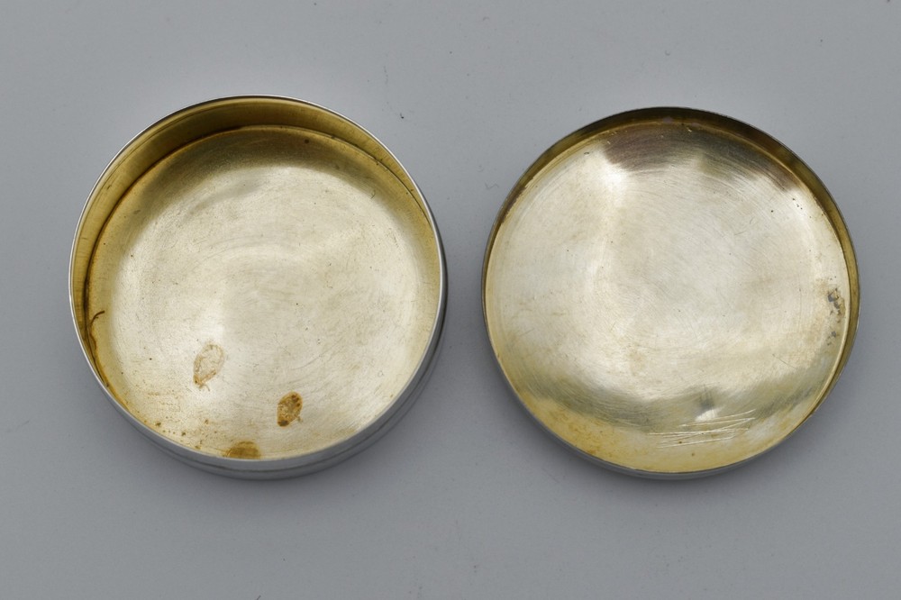 Antique Solid Silver Pill Pot Snuff Box 1925 William Neale