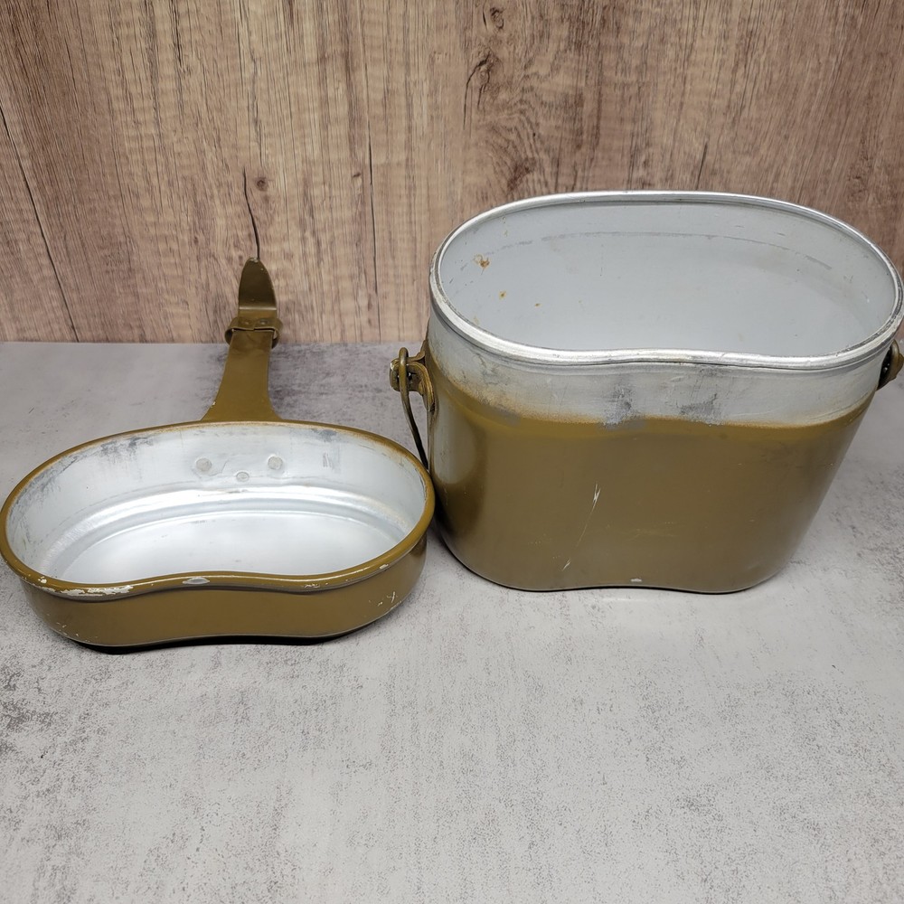 Vintage Soviet Union Mess Kit Lunch Box 1981