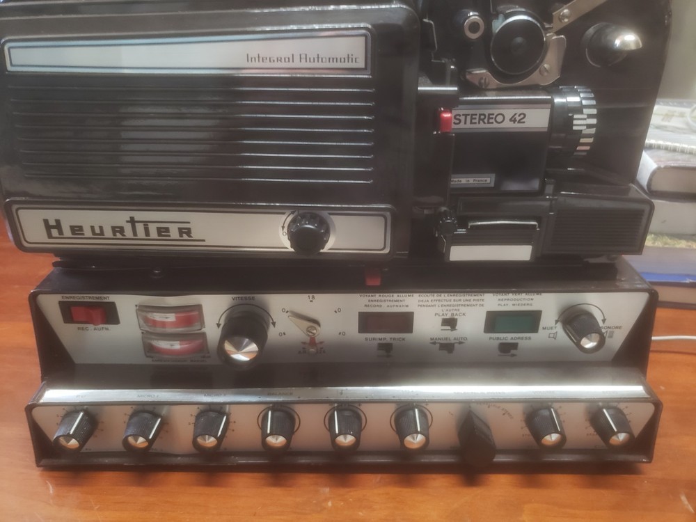 Heurtier Stereo 42 Projector In Original Box