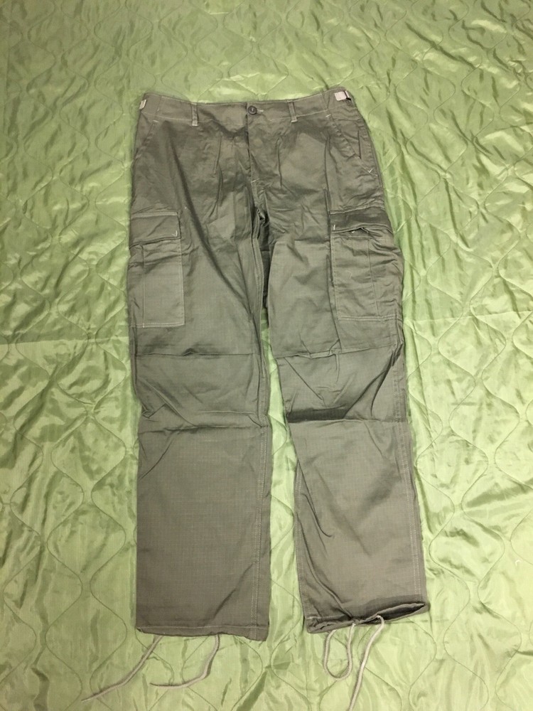 ( Medium) Vietnam OD Tropical Combat Uniform Set (Reproduction)