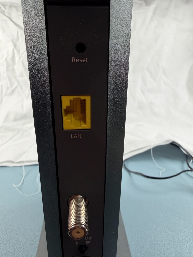 NETGEAR Nighthawk CM1000 DOCSIS 3.1 Cable Modem - Powers on - Untested - VIDEO