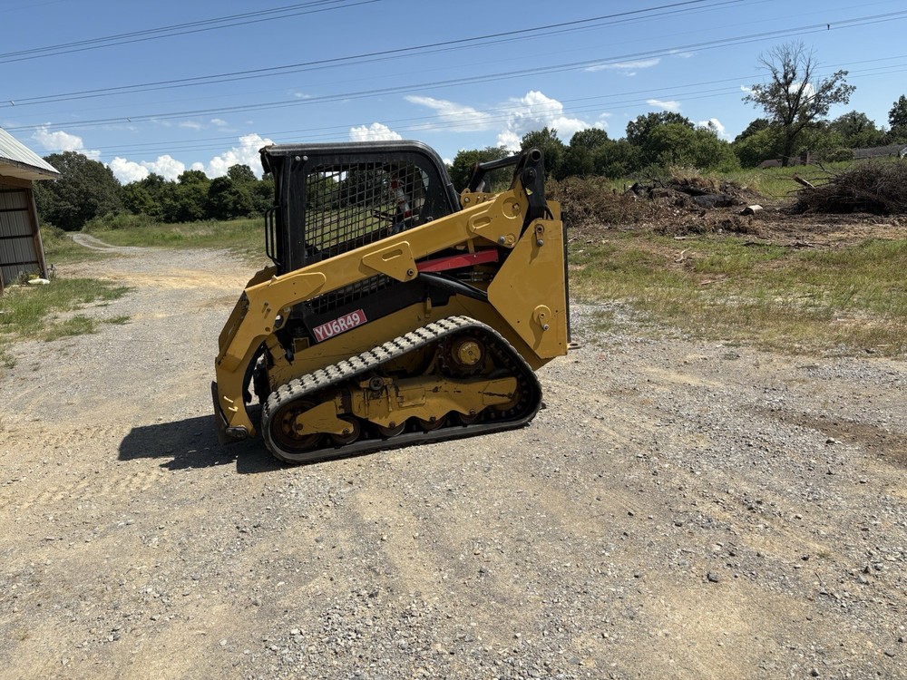 CAT 259D3 Compact Tracked Vertical Lift Skid Steer Loader