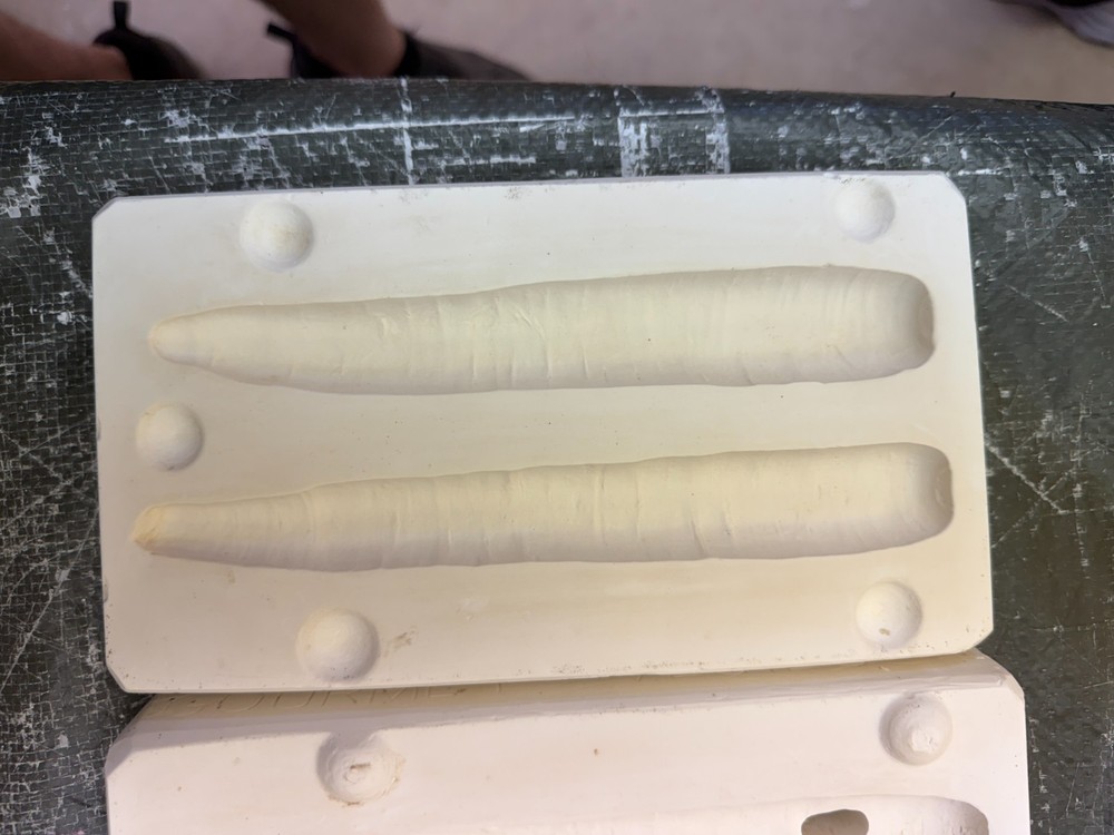 VINTAGE BOOTHE CERAMIC MOLD #645 CARROTS