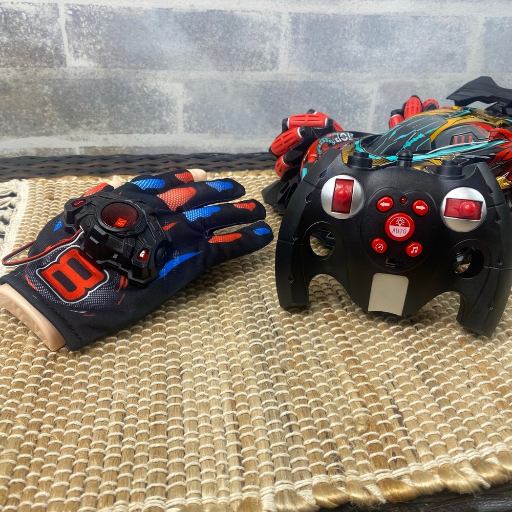 NEW Multi-Function GoolRC Stunt Car, Remote Control 2 remotes Lights music water