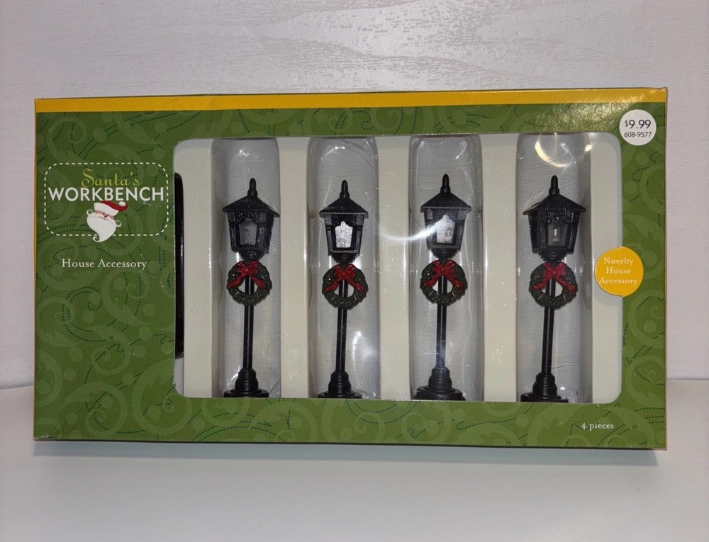 Santa’s Workbench House Accessories Lightpoles