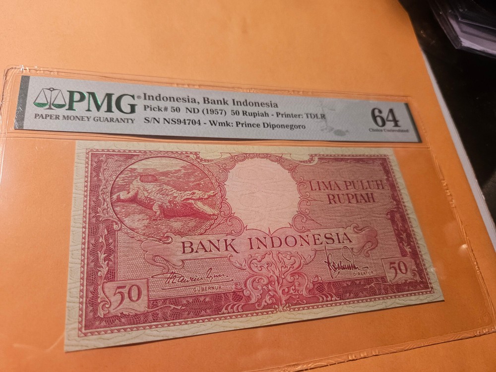 Indonesia Banknote PMG UNC rare this nice