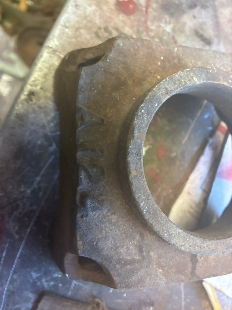 AERMOTOR 4- Leg Windmill Mast Post Base, A124