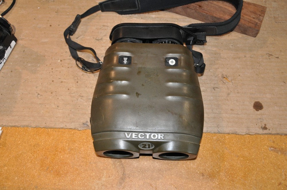 LEICA VECTRONIX VECTOR 21 BINOCULAR LASER RANGEFINDER