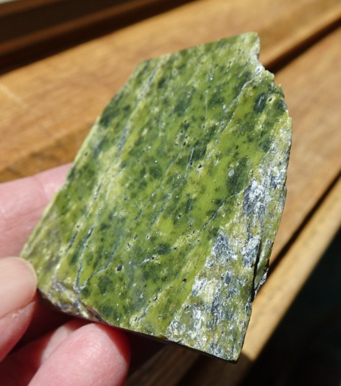 Serpentine - 8 Small Slabs rt132x