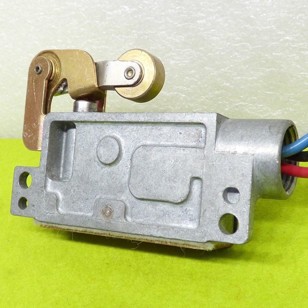 Honeywell bzln-2-rh microswitch micro switch