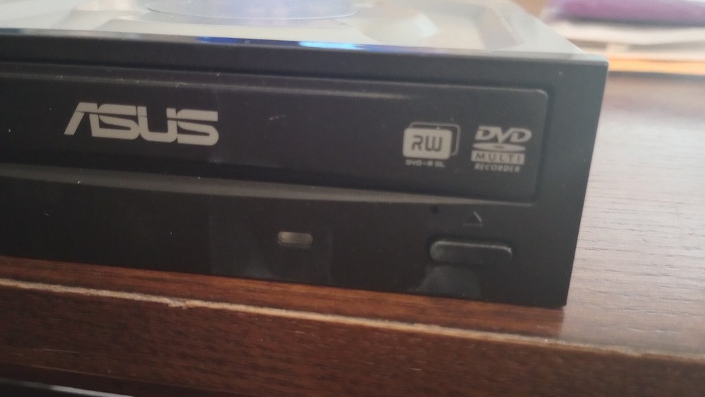 Asus DVD /CD Expandable Internal Rewritable Disc For PC Desktop Computer