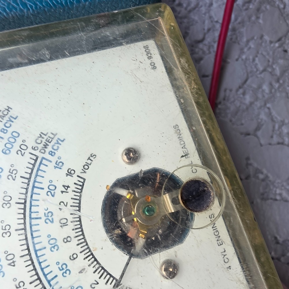 Vintage Montgomery Ward Electronic Engine Analyzer Model 61-82046 Tested Working