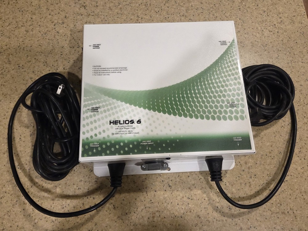Titan Controls Helios 6  8 Light  Controller with Dual Trigger Cords  240V