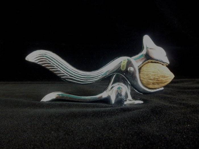 NIB Squirrel Nut Cracker Cast Aluminum 6" X 3"
