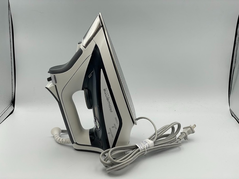 Rowenta Focus Iron Steamer for Clothes