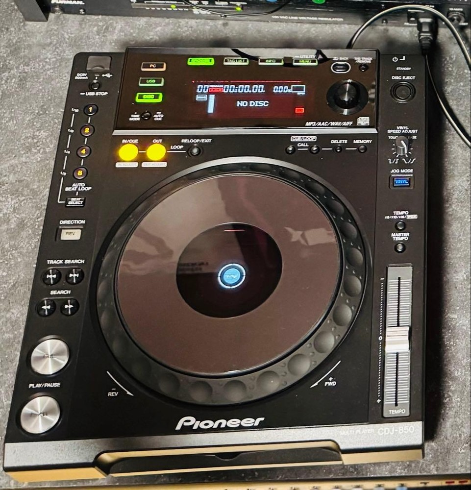 Pioneer CDJ-850K Multi-Player – Advanced DJ Media Player with USB & CD Playback