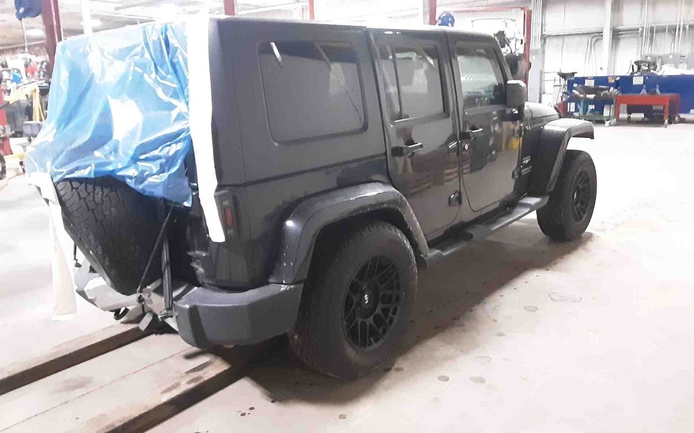 Used Windshield Frame fits: 2010 Jeep Wrangler Grade A