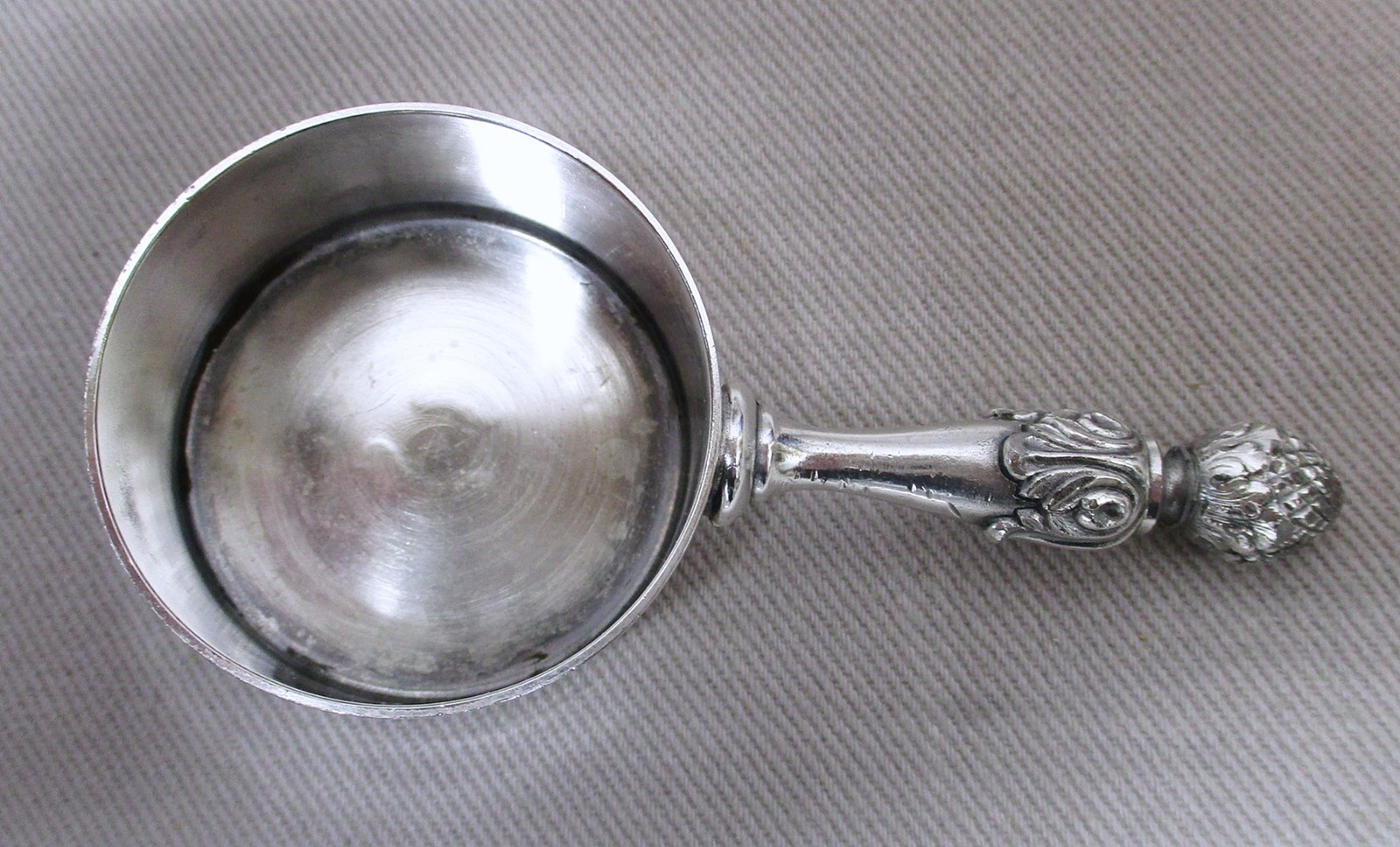 Vintage Towle Silverplate Coffee Measure / Scoop #3232, "M" Monogram