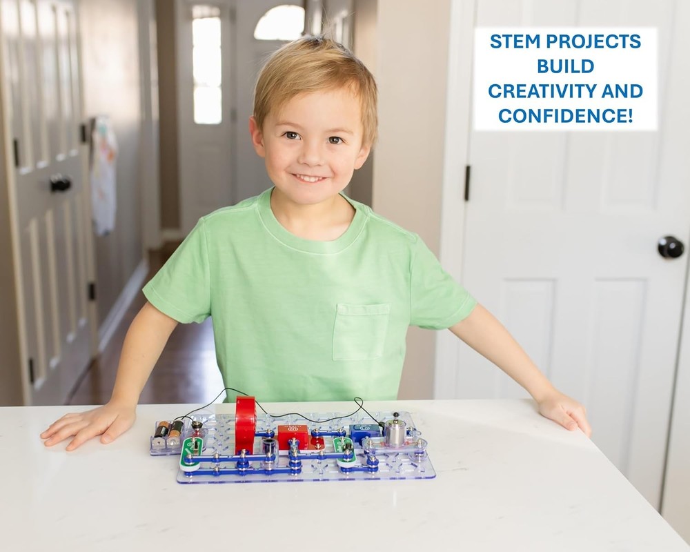 Snap Circuits Jr. SC-100 Electronics Exploration Kit, Over 100 Projects, Full Co