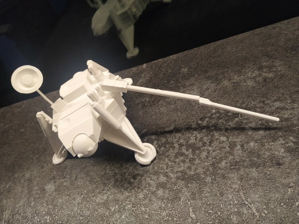 3d printed Nasa Viking lander 1:4
