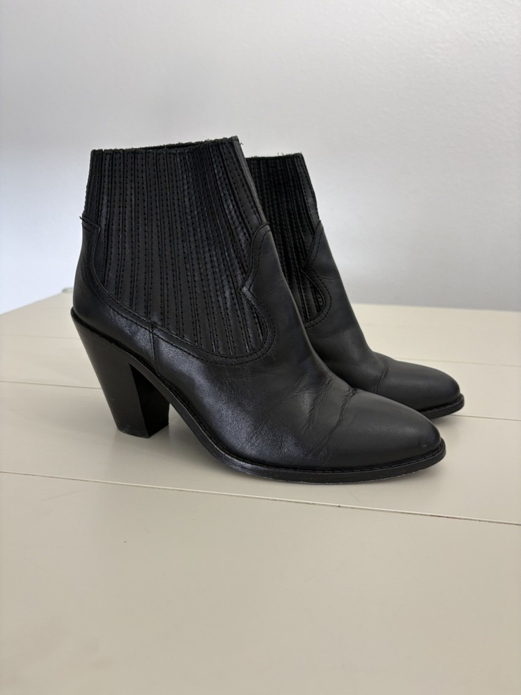 ASH Black leather platform boots Sz8 EU38