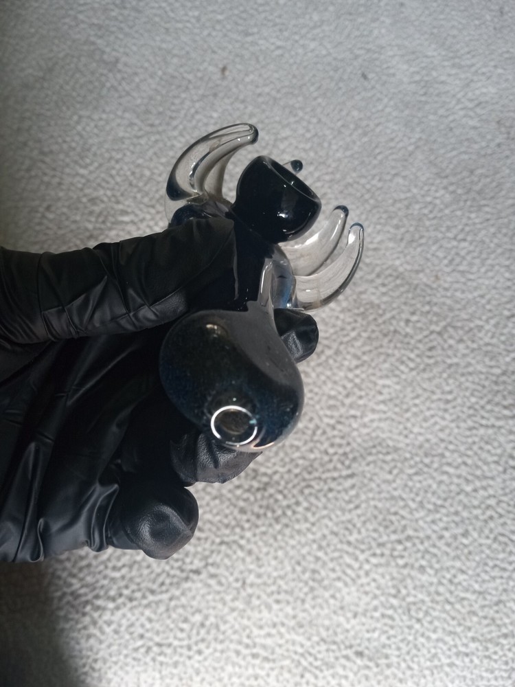 *Wicked Claw* Hand Tobacco Pipe