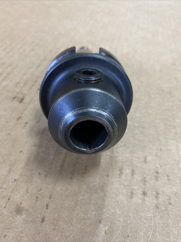 Command B4E4-0750 3/4” End Mill Tool Holder 2-1/2" Projection BT40 Through Cool