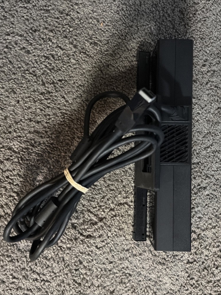 Microsoft Xbox One Kinect Wired Motion Sensor Black Model 1520 OEM