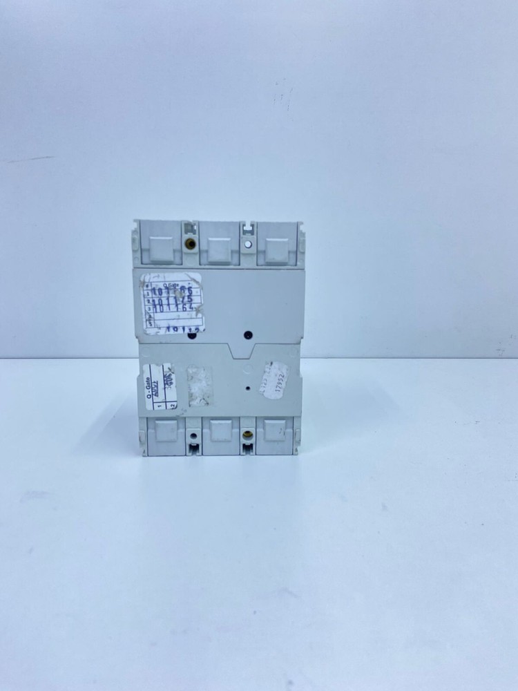 ABB SACE TMAX XT3S 225 CIRCUIT BREAKER, AVM#57